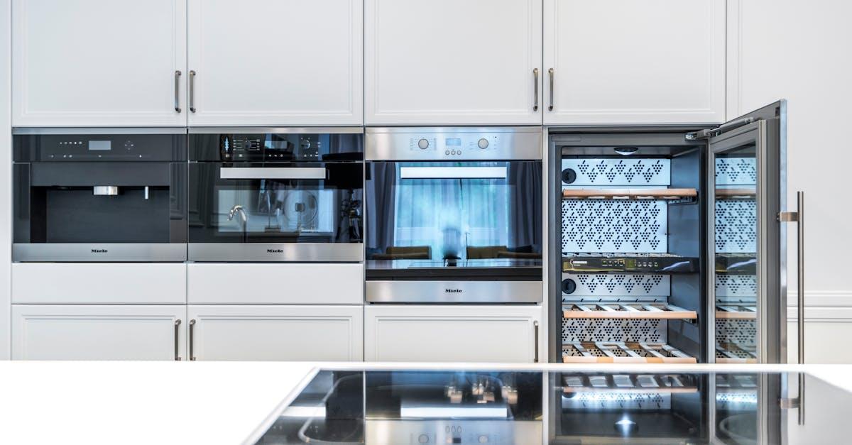 Jak czytać nowe etykiety energetyczne urządzeń AGD? Co oznaczają klasy A-G i piktogramy